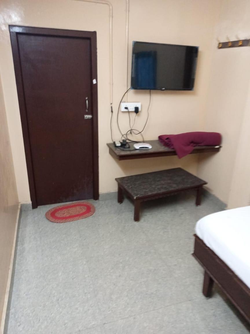 Sri Ambika Lodge Rajapalaiyam Dış mekan fotoğraf